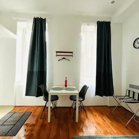 Kazy - In The Heart Of Apartment